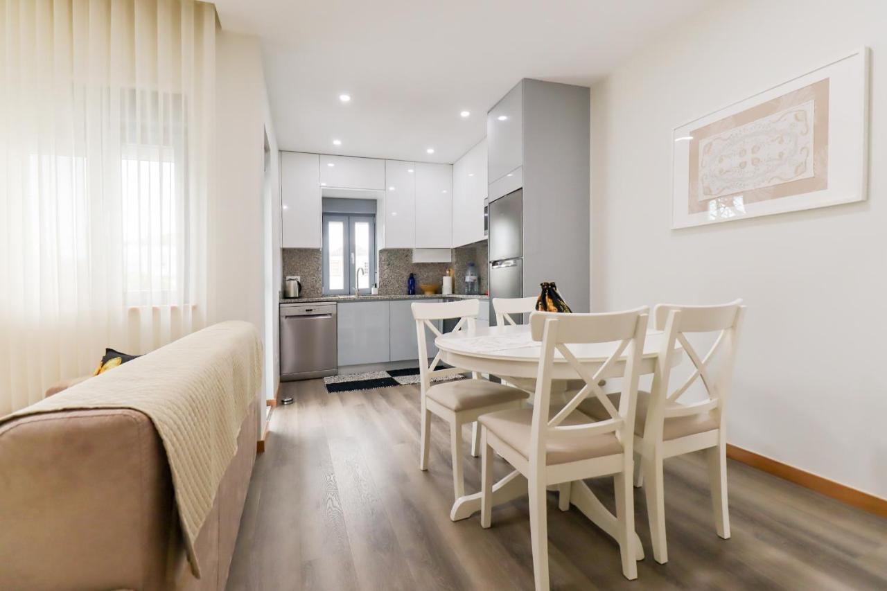 Apartamento Tiana - no centro com pátio Viana do Castelo Exterior foto
